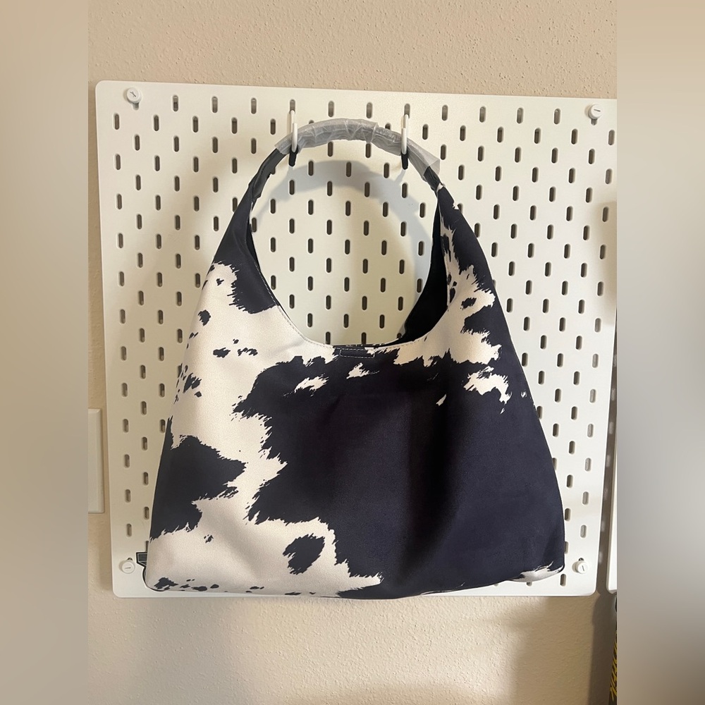 Black and White Cowprint Shoulder Bag - Women's Fashion Tote - Picture 5 of 8
